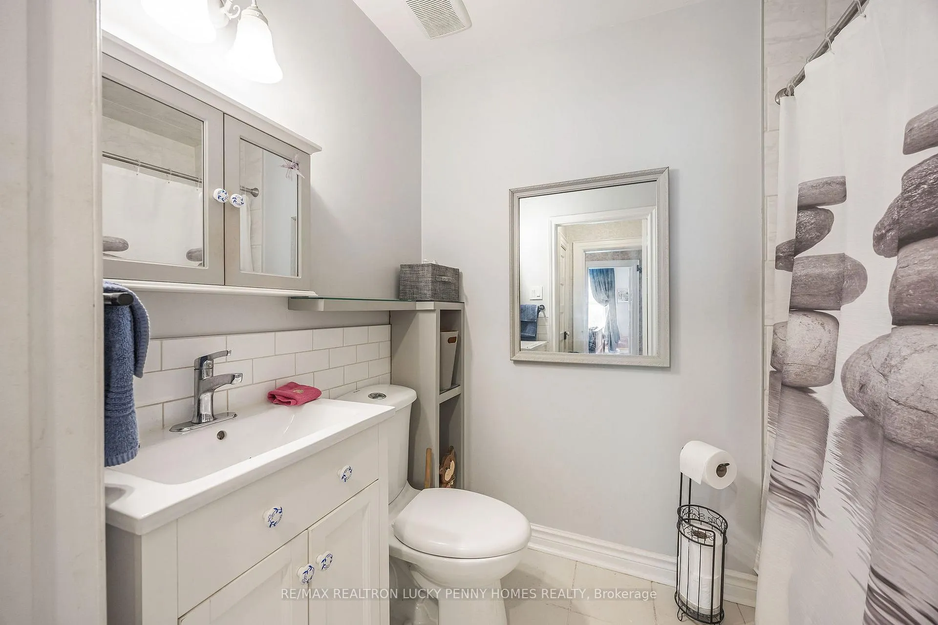 Photo 18 of 2 Pavillion Street, Markham, Unionville — HOMEH