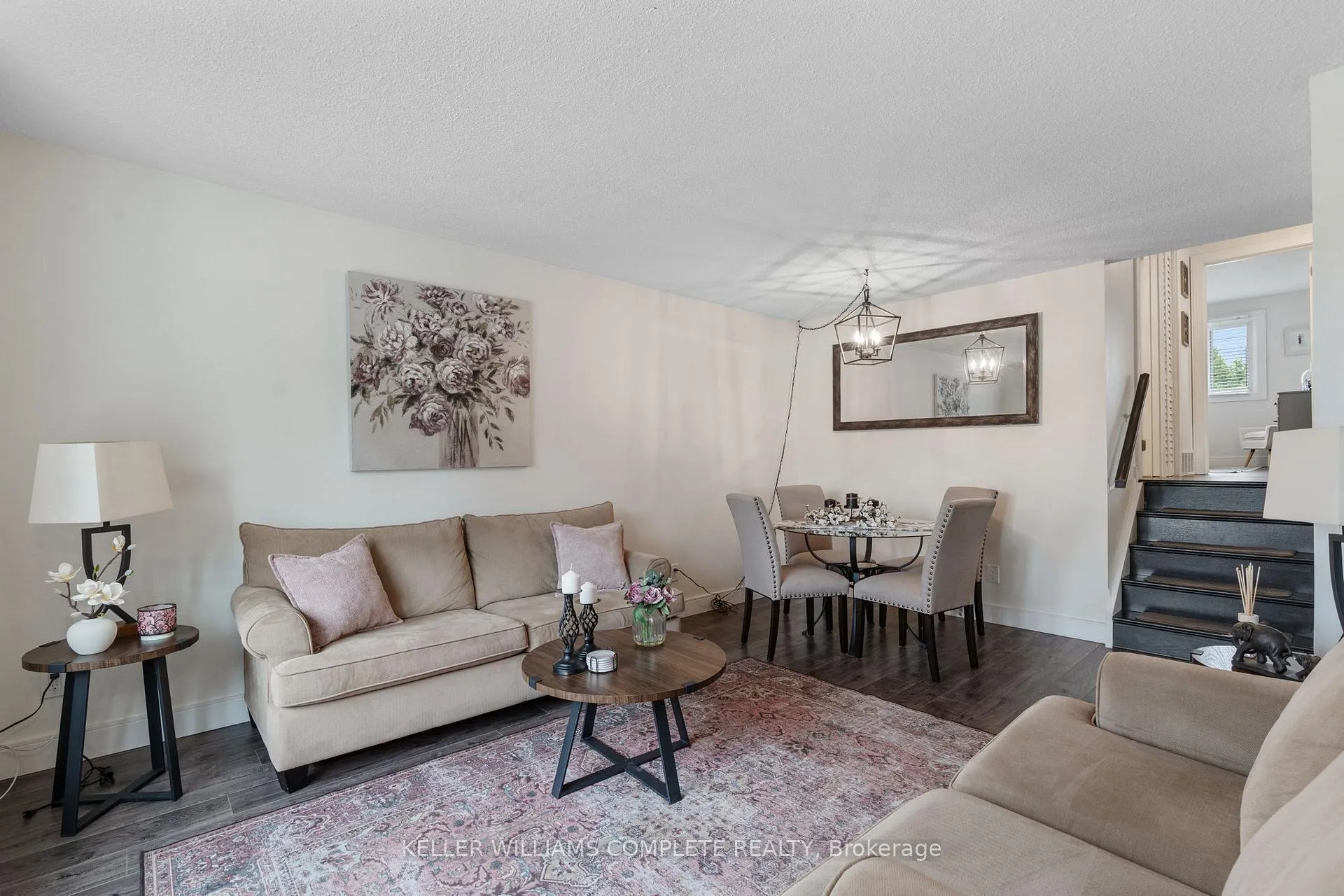 Photo 7 of 423 Queen Victoria Drive, Hamilton, Quinndale — HOMEH