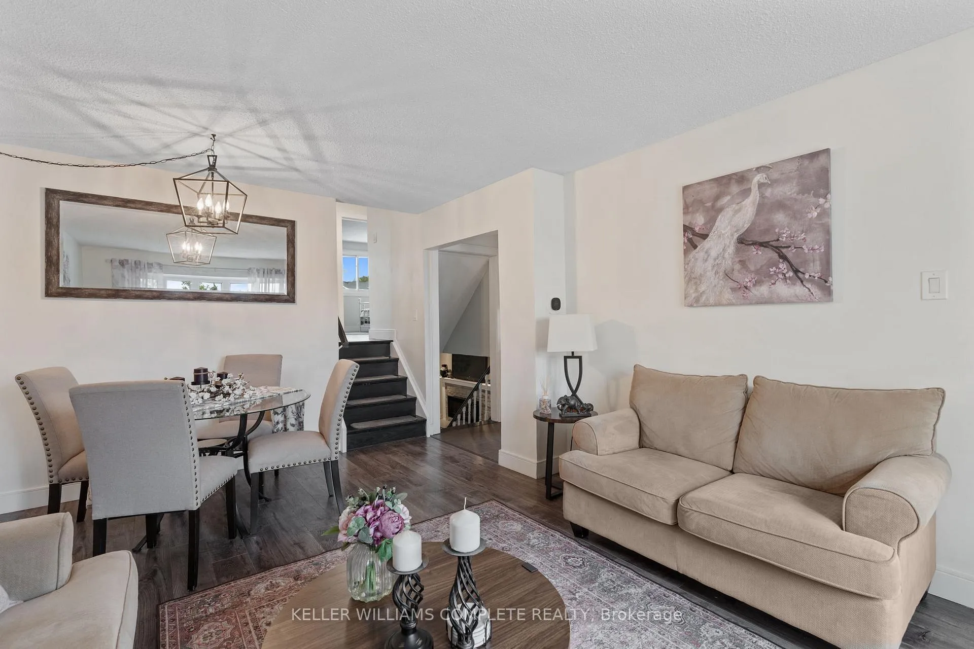 Photo 9 of 423 Queen Victoria Drive, Hamilton, Quinndale — HOMEH