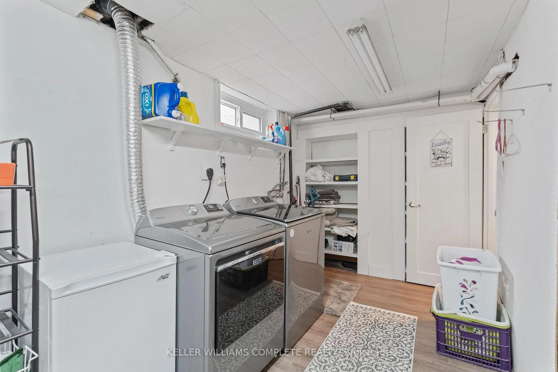 Photo 38 of 423 Queen Victoria Drive, Hamilton, Quinndale — HOMEH