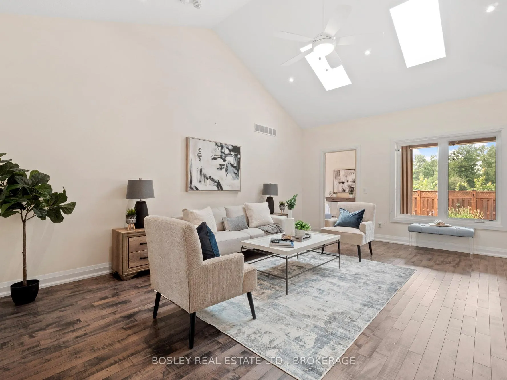Photo 10 of 71 Willson Crossing, Pelham, Fonthill — HOMEH