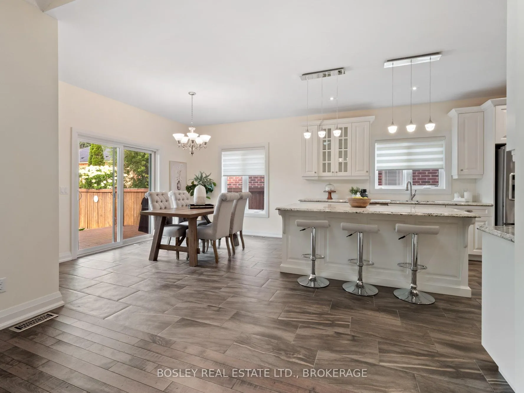 Photo 12 of 71 Willson Crossing, Pelham, Fonthill — HOMEH