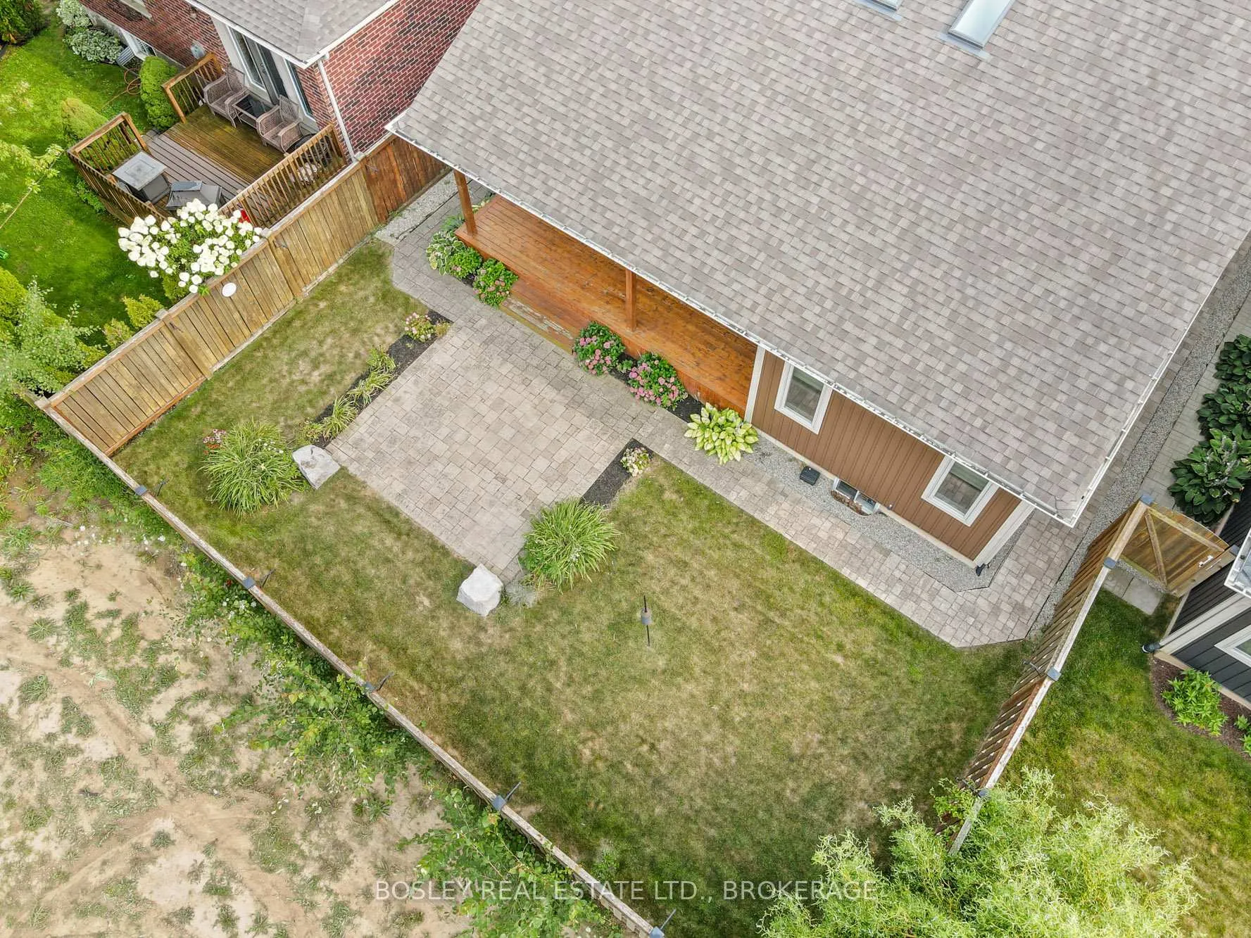 Photo 35 of 71 Willson Crossing, Pelham, Fonthill — HOMEH