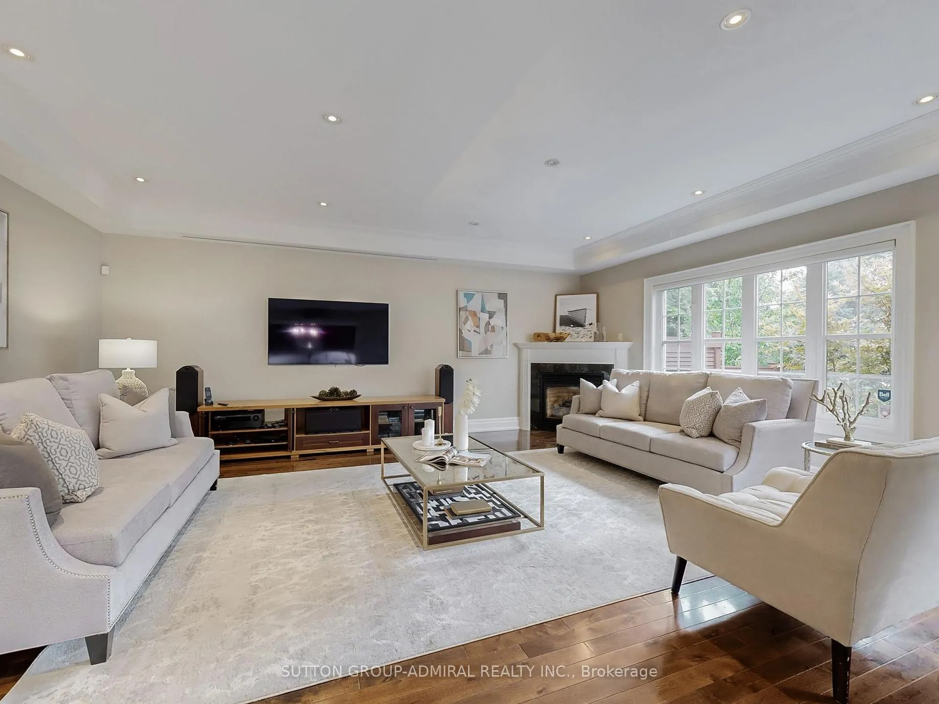 Photo 7 of 124 Rivermill Crescent, Vaughan, Patterson — HOMEH