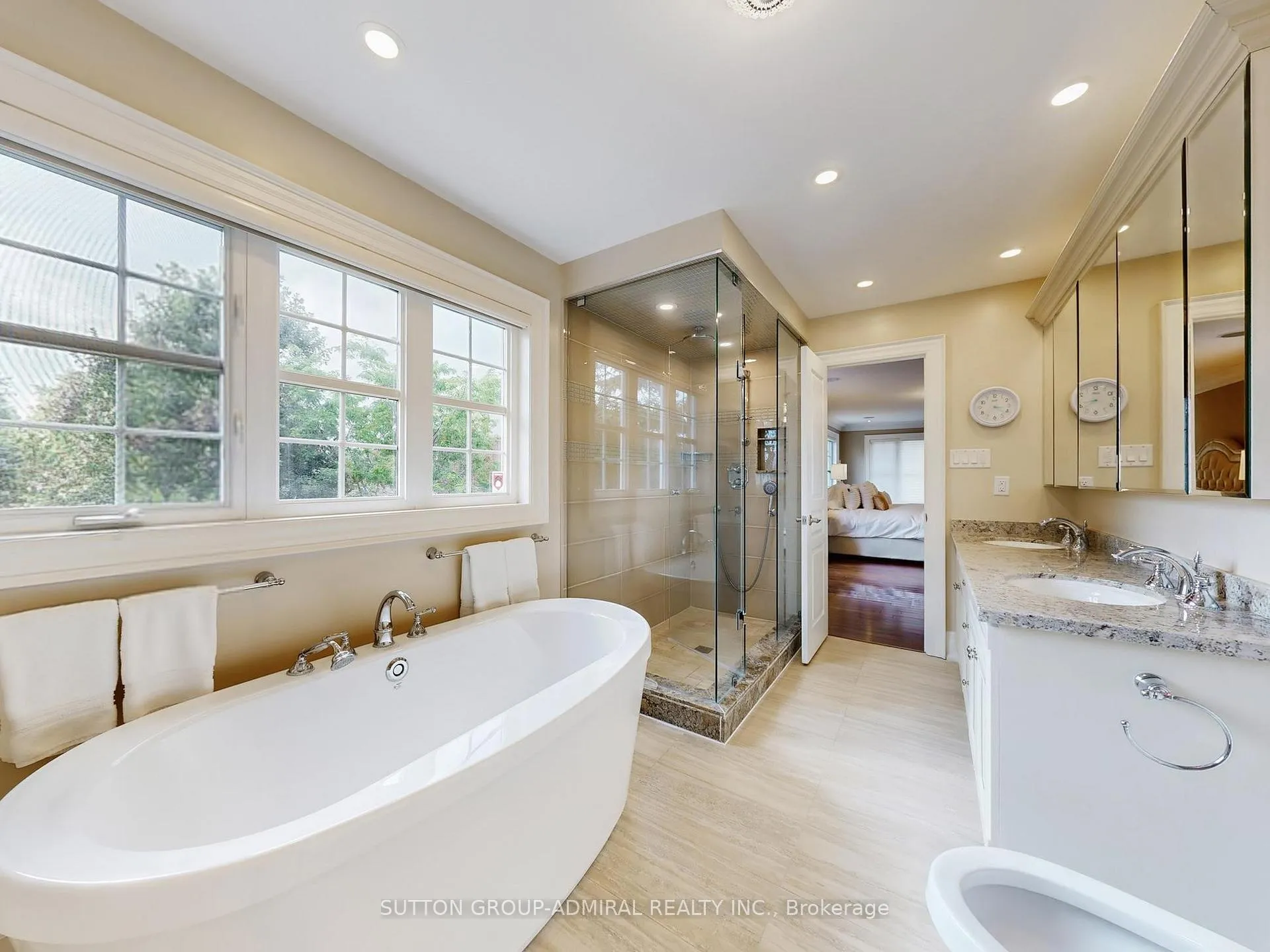 Photo 22 of 124 Rivermill Crescent, Vaughan, Patterson — HOMEH