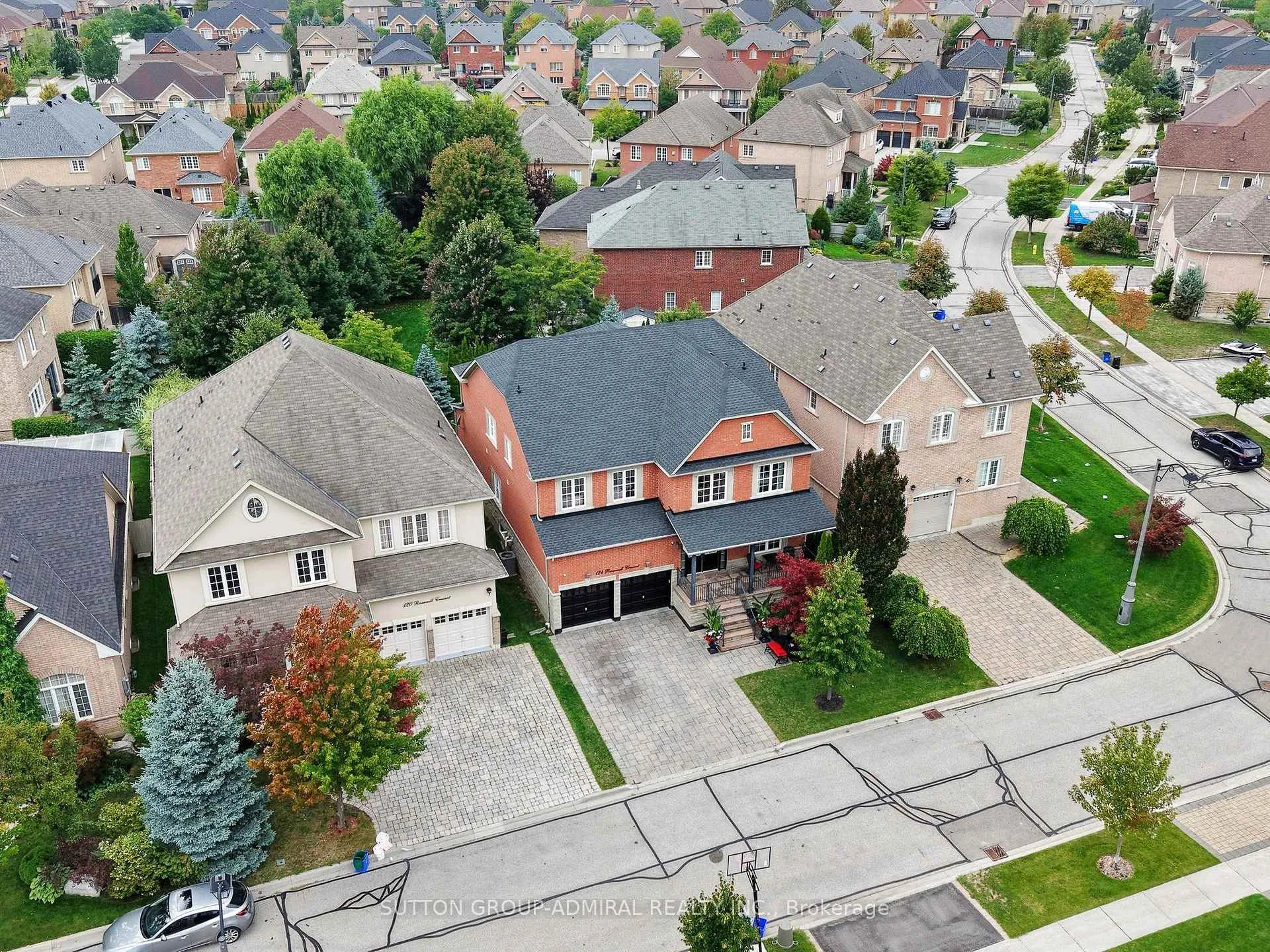Photo 39 of 124 Rivermill Crescent, Vaughan, Patterson — HOMEH