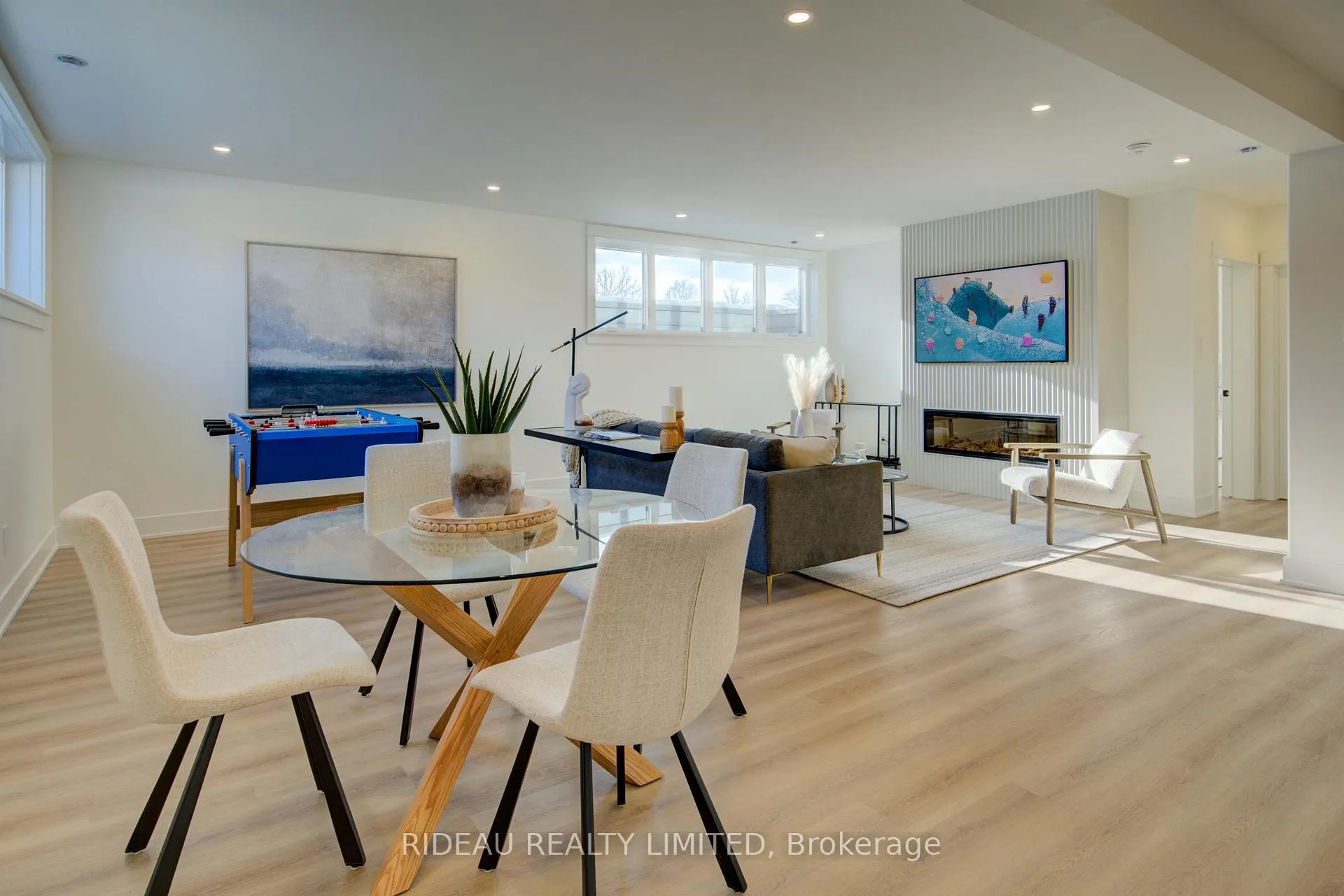 Photo 18 of 129 Hearthside Drive, Westport, Westport — HOMEH