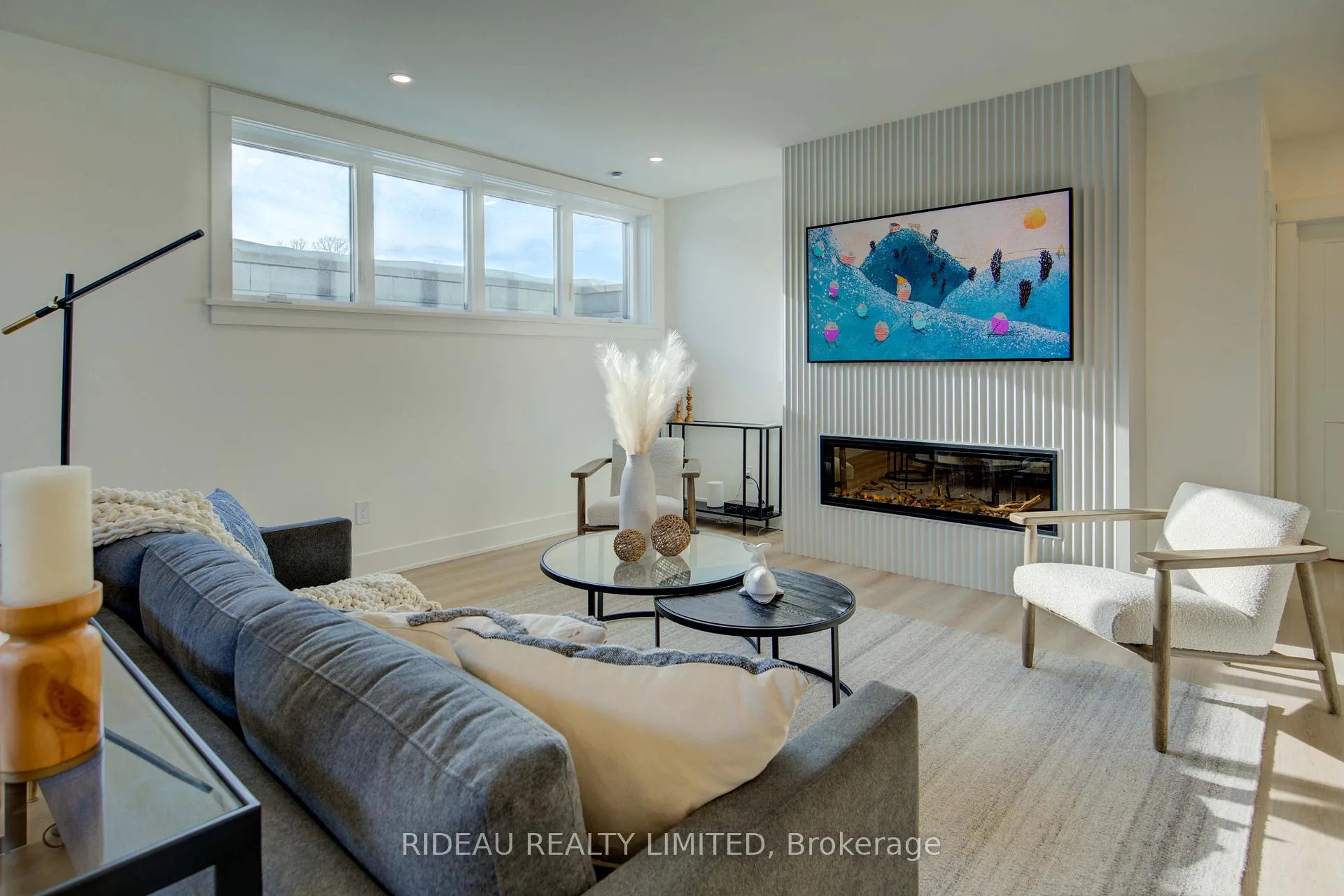 Photo 19 of 129 Hearthside Drive, Westport, Westport — HOMEH