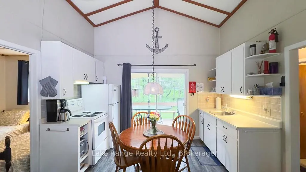 Photo 2 of 260 Huron Road E, Huron-Kinloss — HOMEH