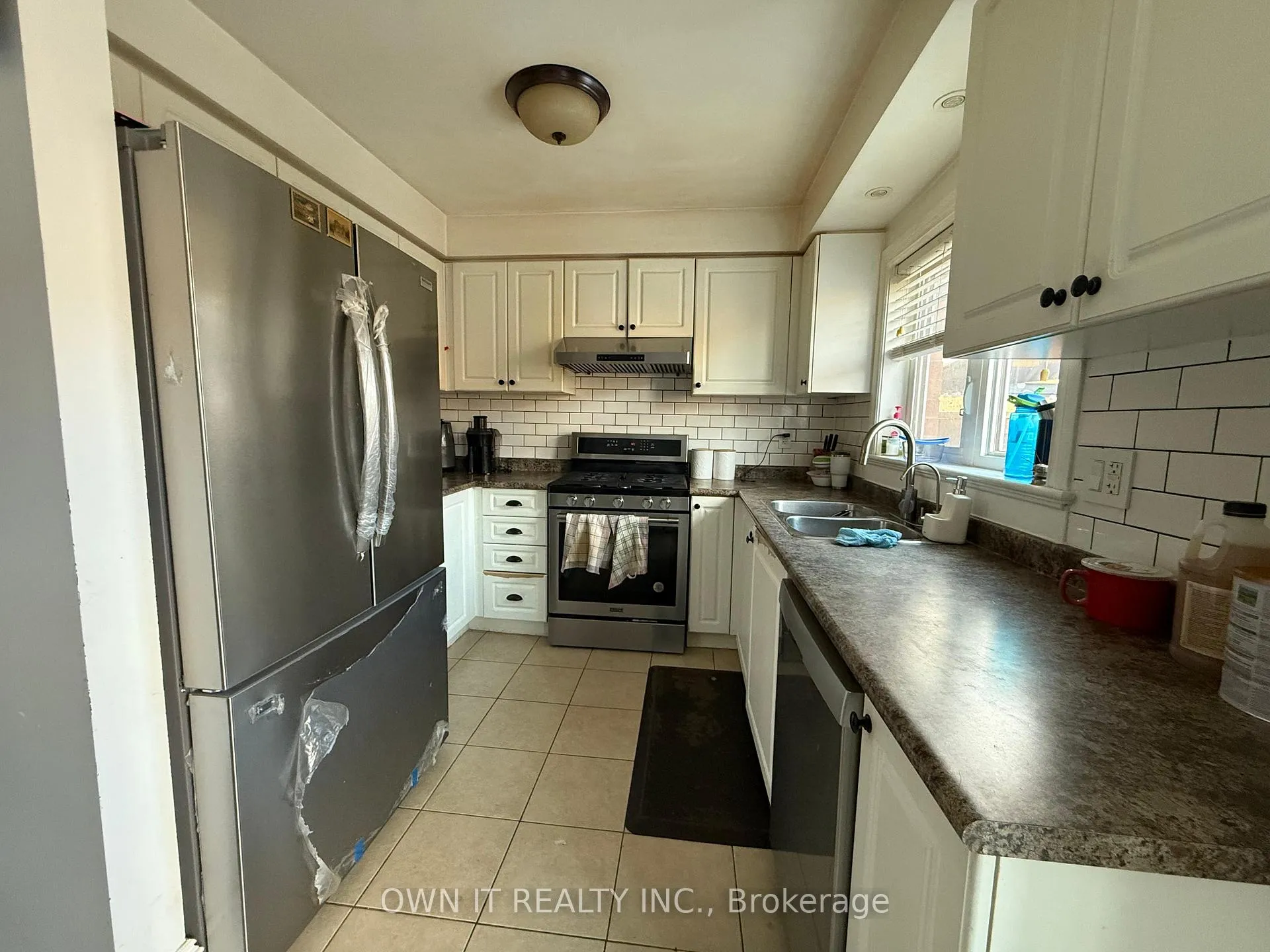Photo 71 of 46 Sugarberry Drive, Brampton, Credit Valley — HOMEH