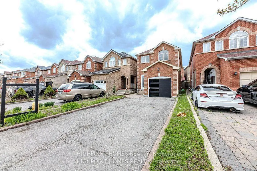 Photo 1 of 44 Brando Avenue E, Markham, Middlefield — HOMEH