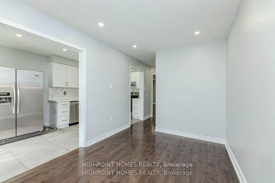 Photo 18 of 44 Brando Avenue E, Markham, Middlefield — HOMEH