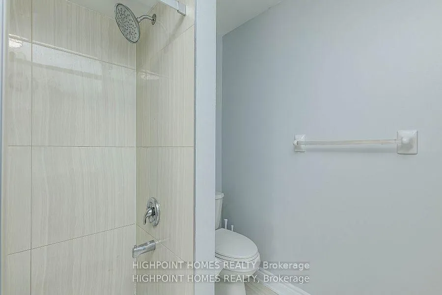 Photo 26 of 44 Brando Avenue E, Markham, Middlefield — HOMEH
