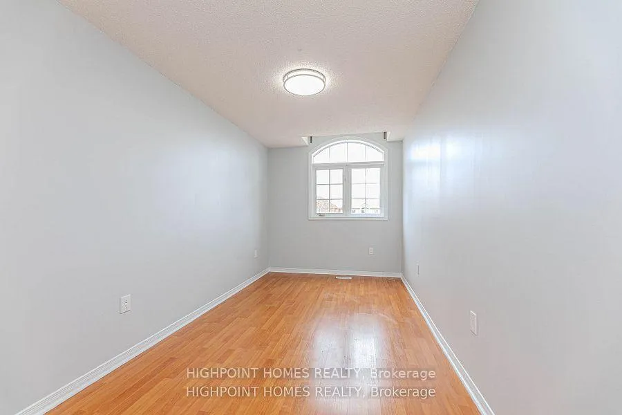 Photo 31 of 44 Brando Avenue E, Markham, Middlefield — HOMEH