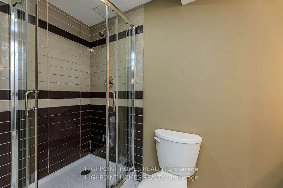 Photo 41 of 44 Brando Avenue E, Markham, Middlefield — HOMEH