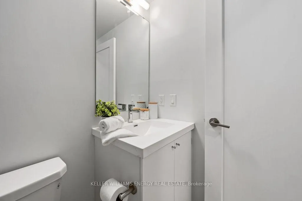 Photo 10 of Unit 2421, 2550 Simcoe Street N, Oshawa, Windfields — HOMEH