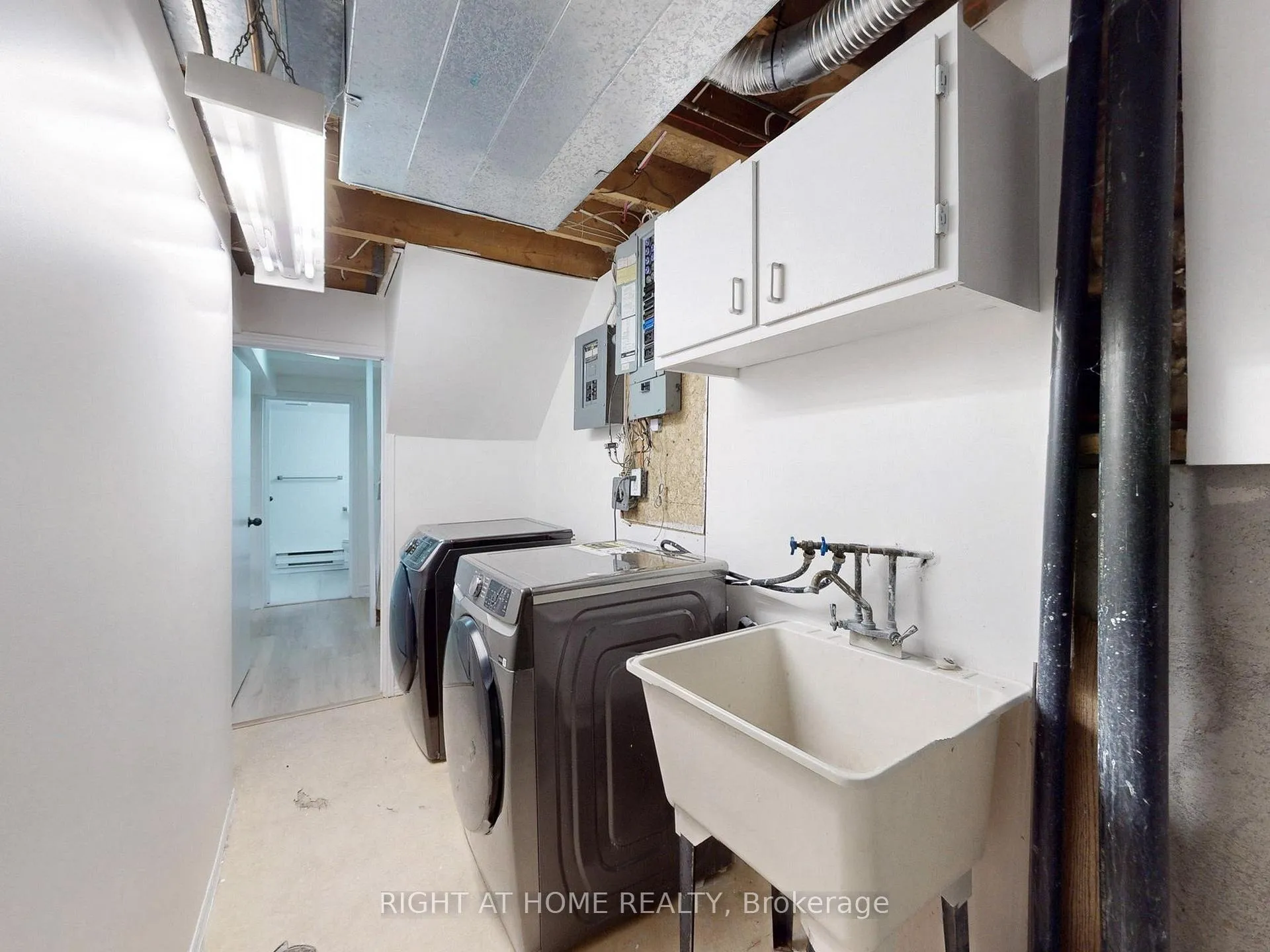 Photo 39 of 58 Mercer Crescent, Markham, Raymerville — HOMEH