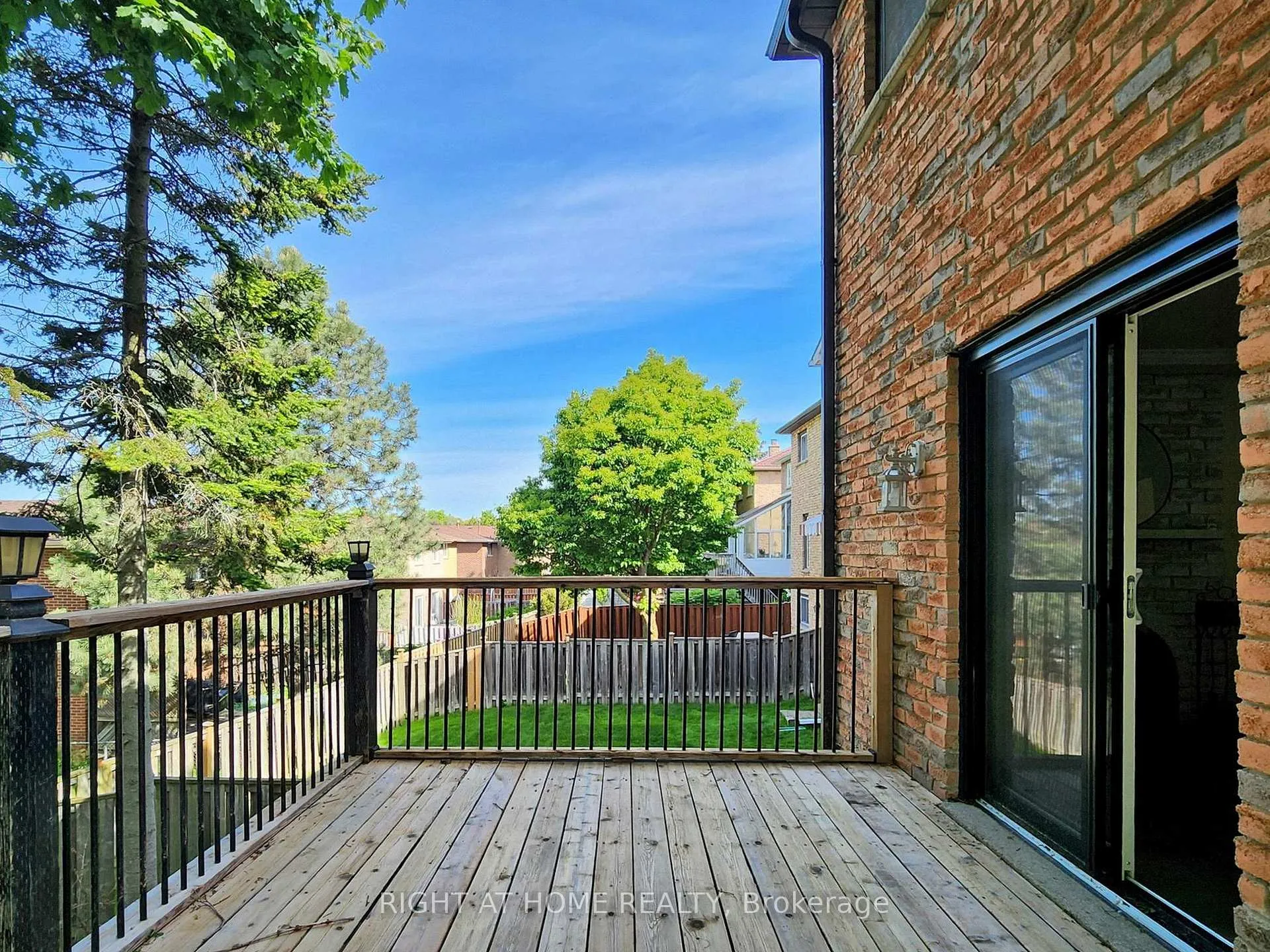 Photo 42 of 58 Mercer Crescent, Markham, Raymerville — HOMEH