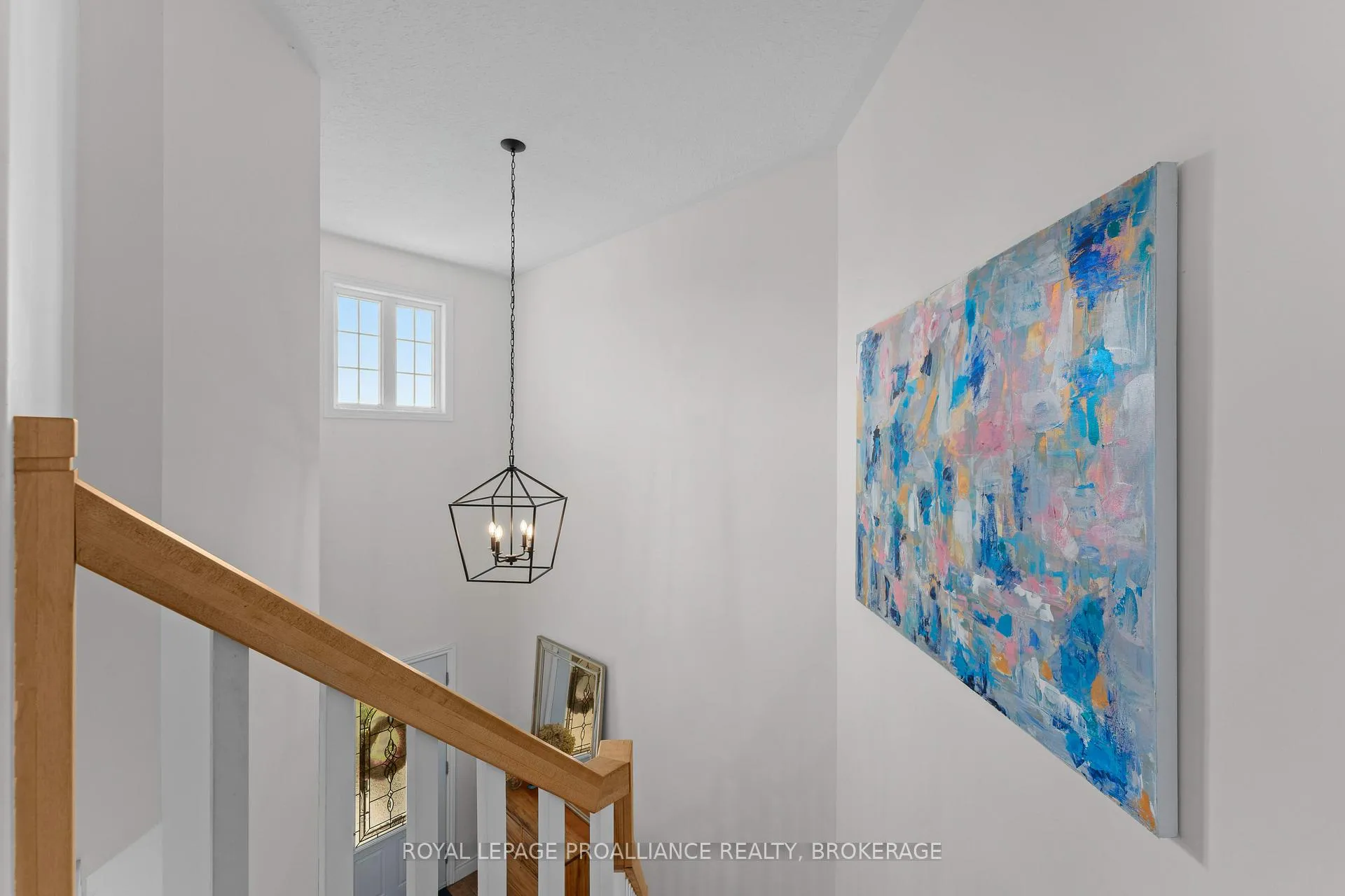 Photo 8 of 174 Speers Boulevard, Loyalist, Amherstview — HOMEH