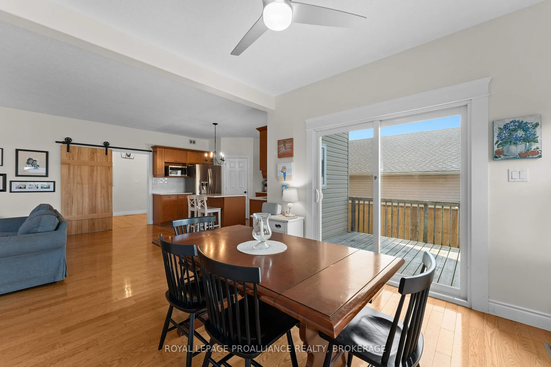 Photo 16 of 174 Speers Boulevard, Loyalist, Amherstview — HOMEH