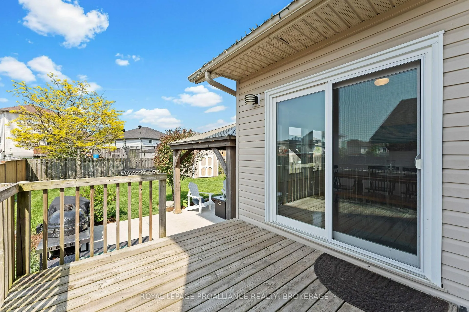 Photo 34 of 174 Speers Boulevard, Loyalist, Amherstview — HOMEH