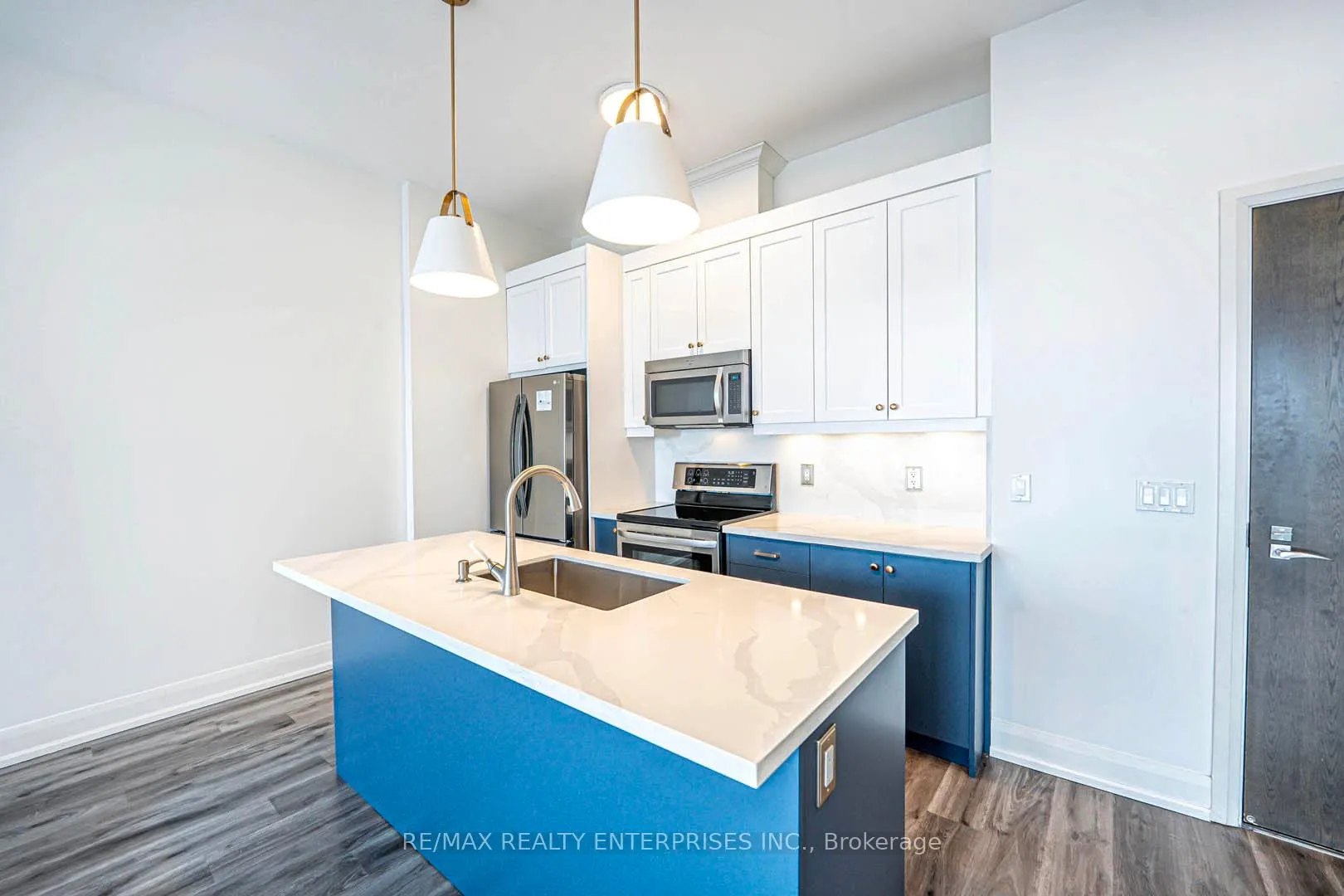 Photo 9 of Unit 206, 2900 Highway 7 Road, Vaughan, Concord — HOMEH