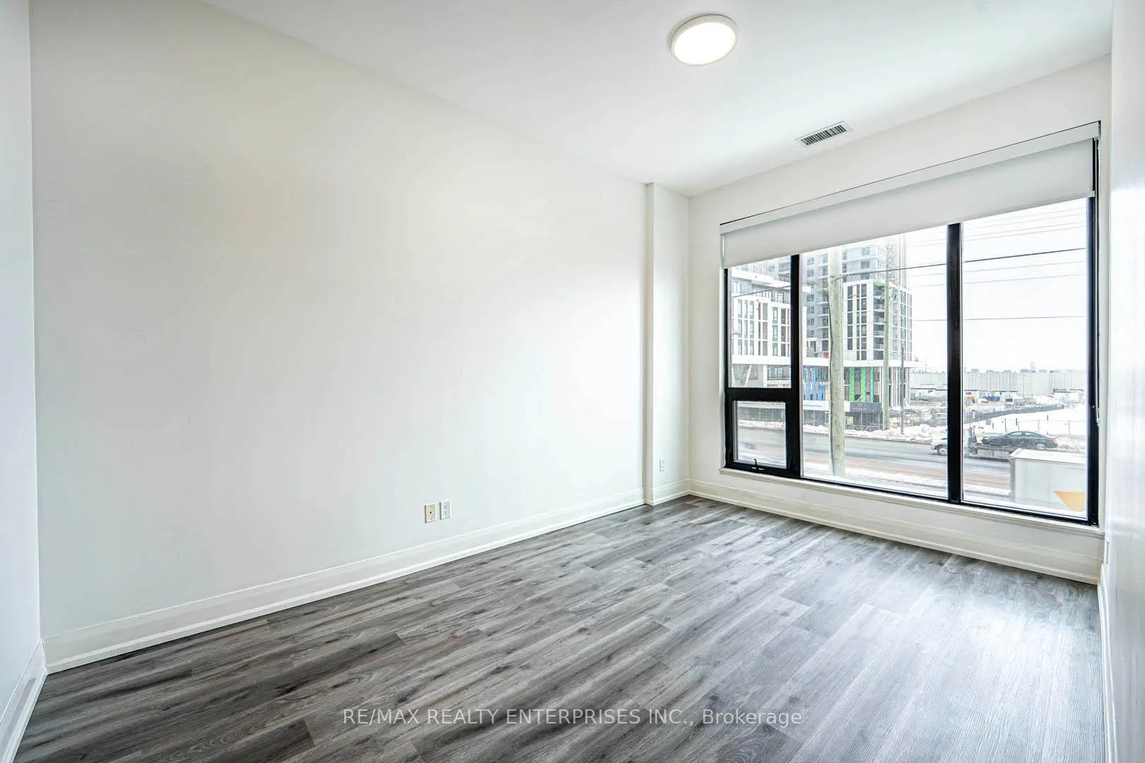Photo 11 of Unit 206, 2900 Highway 7 Road, Vaughan, Concord — HOMEH