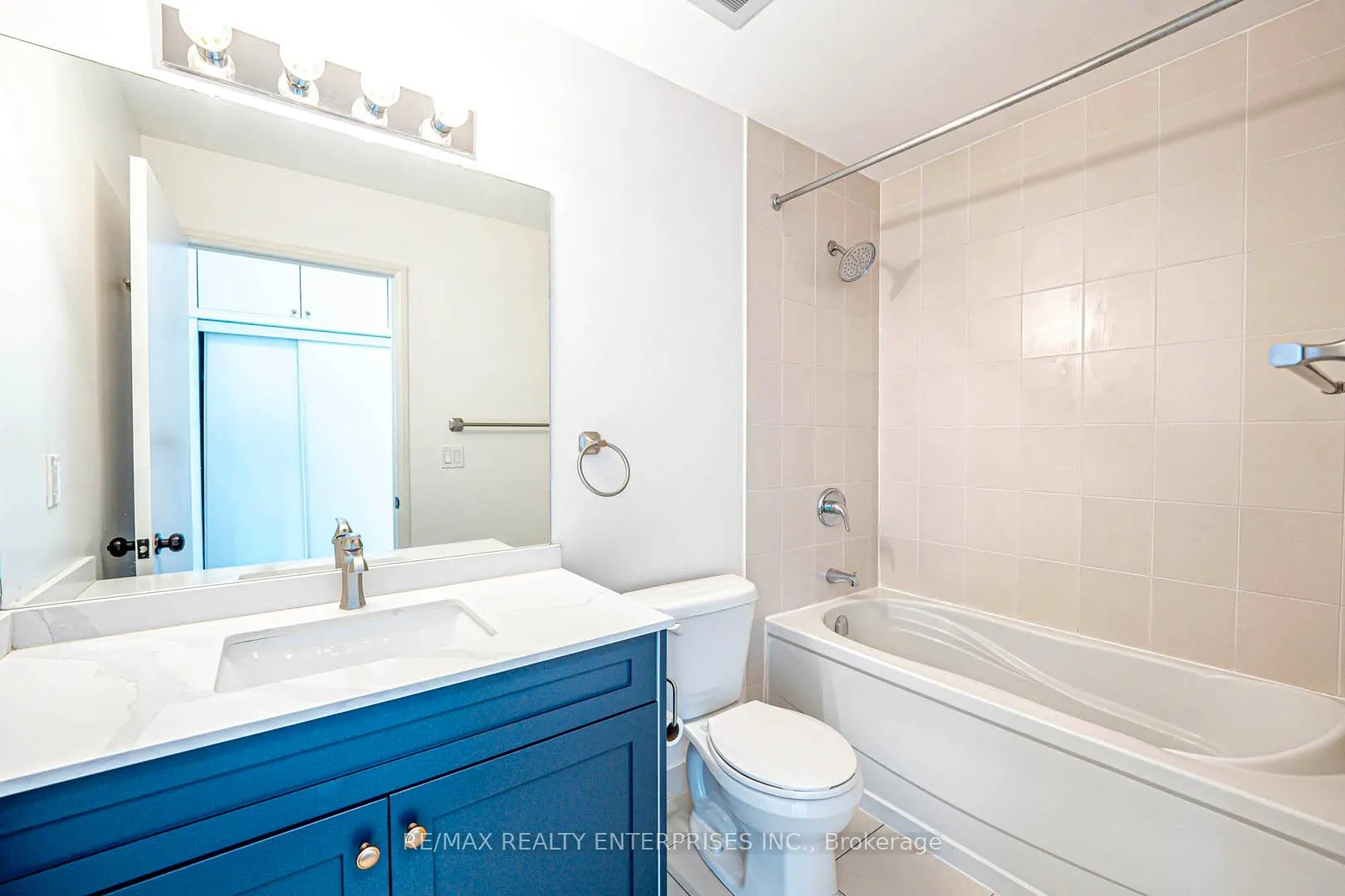 Photo 14 of Unit 206, 2900 Highway 7 Road, Vaughan, Concord — HOMEH