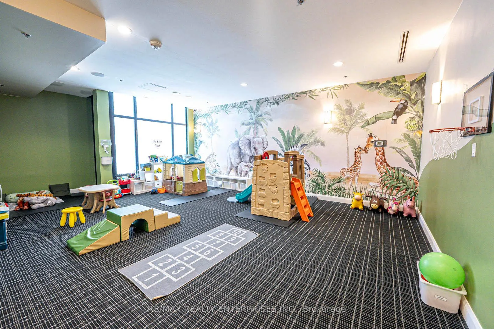 Photo 29 of Unit 206, 2900 Highway 7 Road, Vaughan, Concord — HOMEH