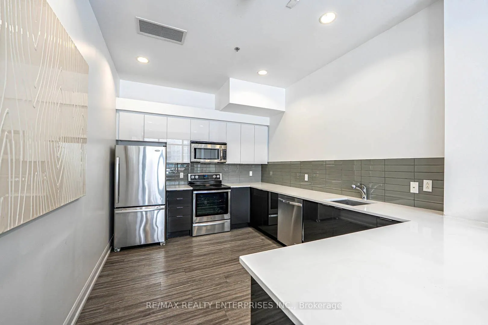 Photo 33 of Unit 206, 2900 Highway 7 Road, Vaughan, Concord — HOMEH