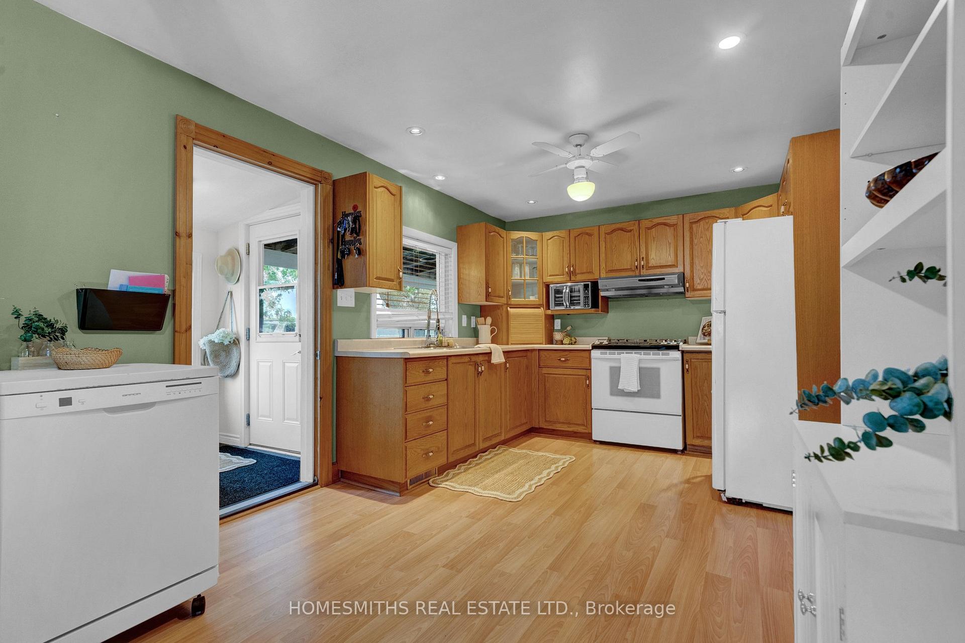 Photo 6 of 20 Rowe Street, Clarington, Orono — HOMEH