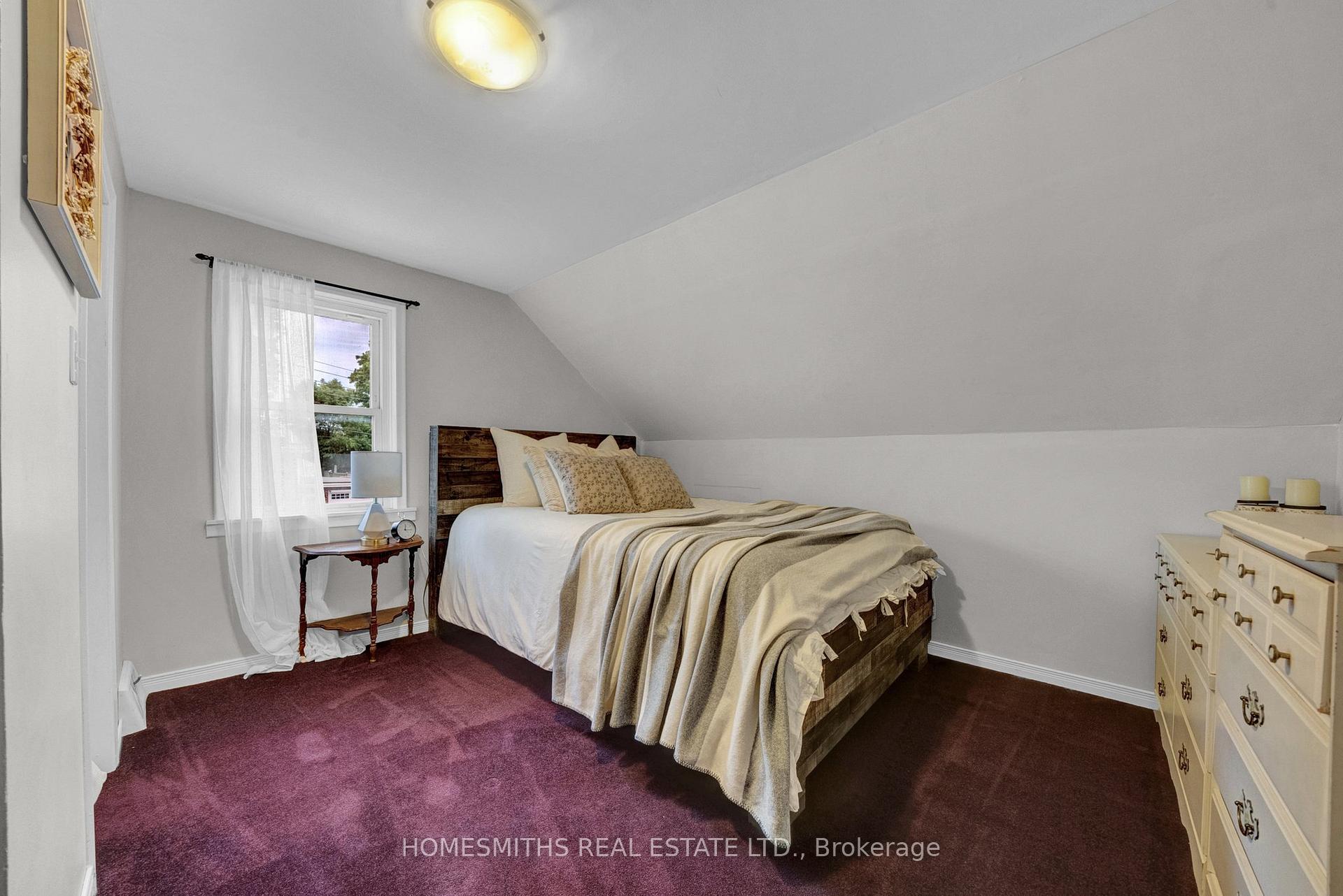 Photo 25 of 20 Rowe Street, Clarington, Orono — HOMEH