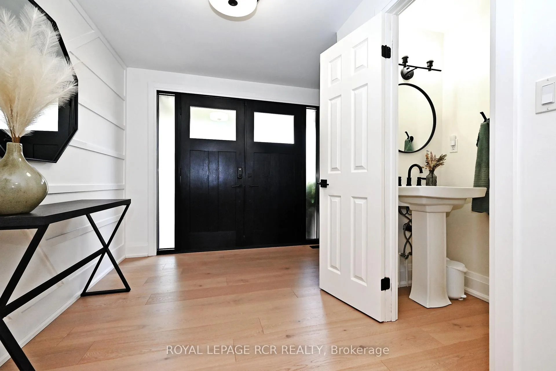 Photo 8 of 91 Spruce Street, Aurora, Aurora Village — HOMEH