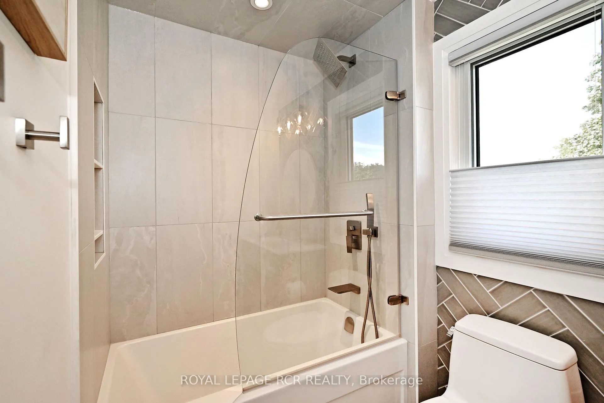 Photo 32 of 91 Spruce Street, Aurora, Aurora Village — HOMEH