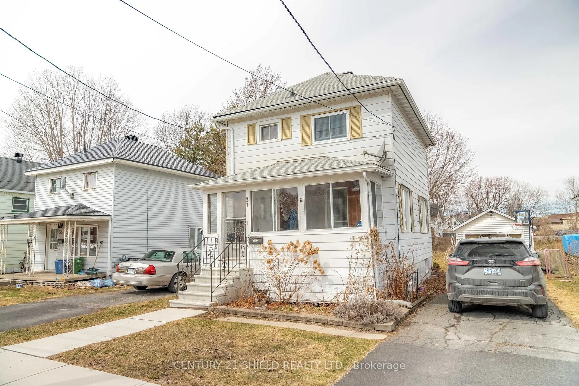 Photo 2 of 31 Fifth Street W, Cornwall — HOMEH