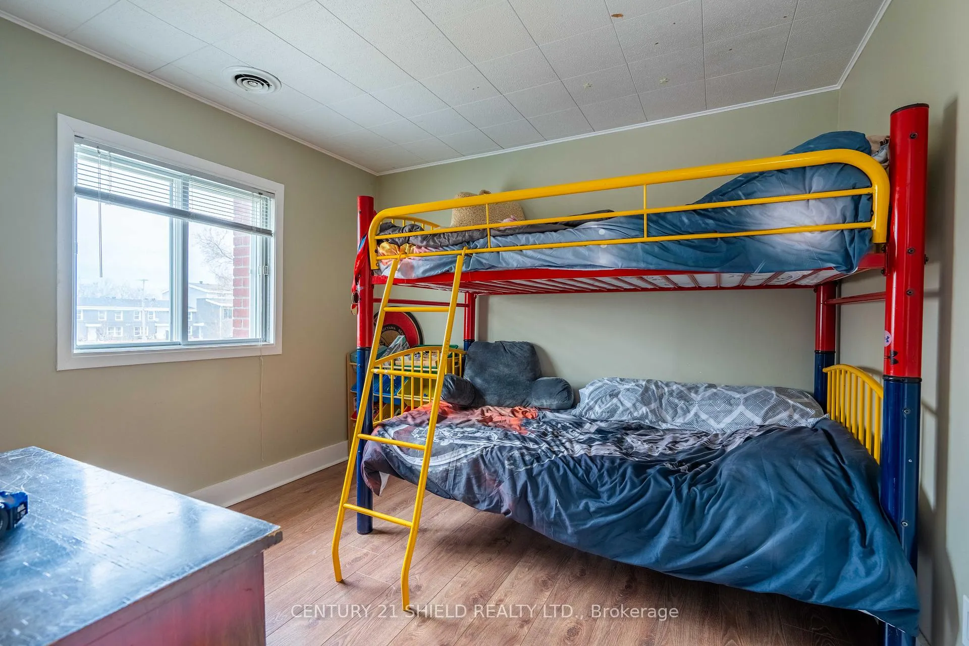 Photo 17 of 31 Fifth Street W, Cornwall — HOMEH