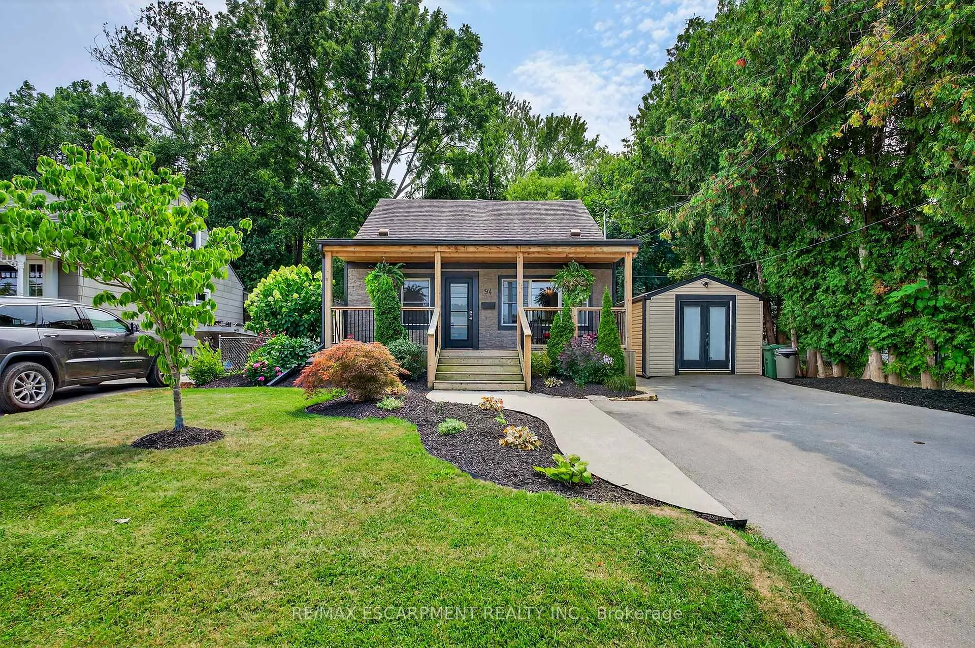 Photo 1 of 94 Mercer Street, Hamilton, Dundas — HOMEH