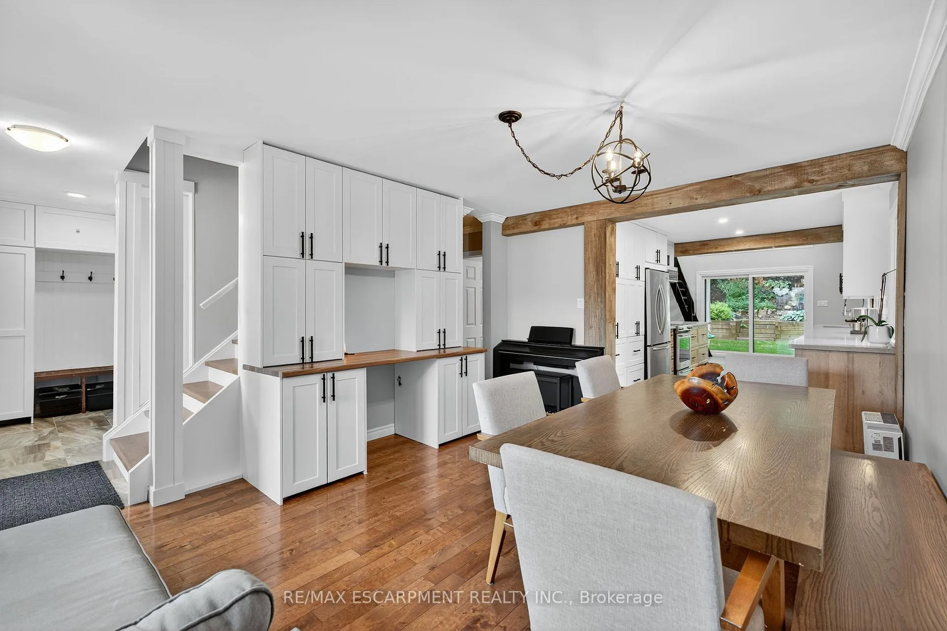 Photo 10 of 94 Mercer Street, Hamilton, Dundas — HOMEH