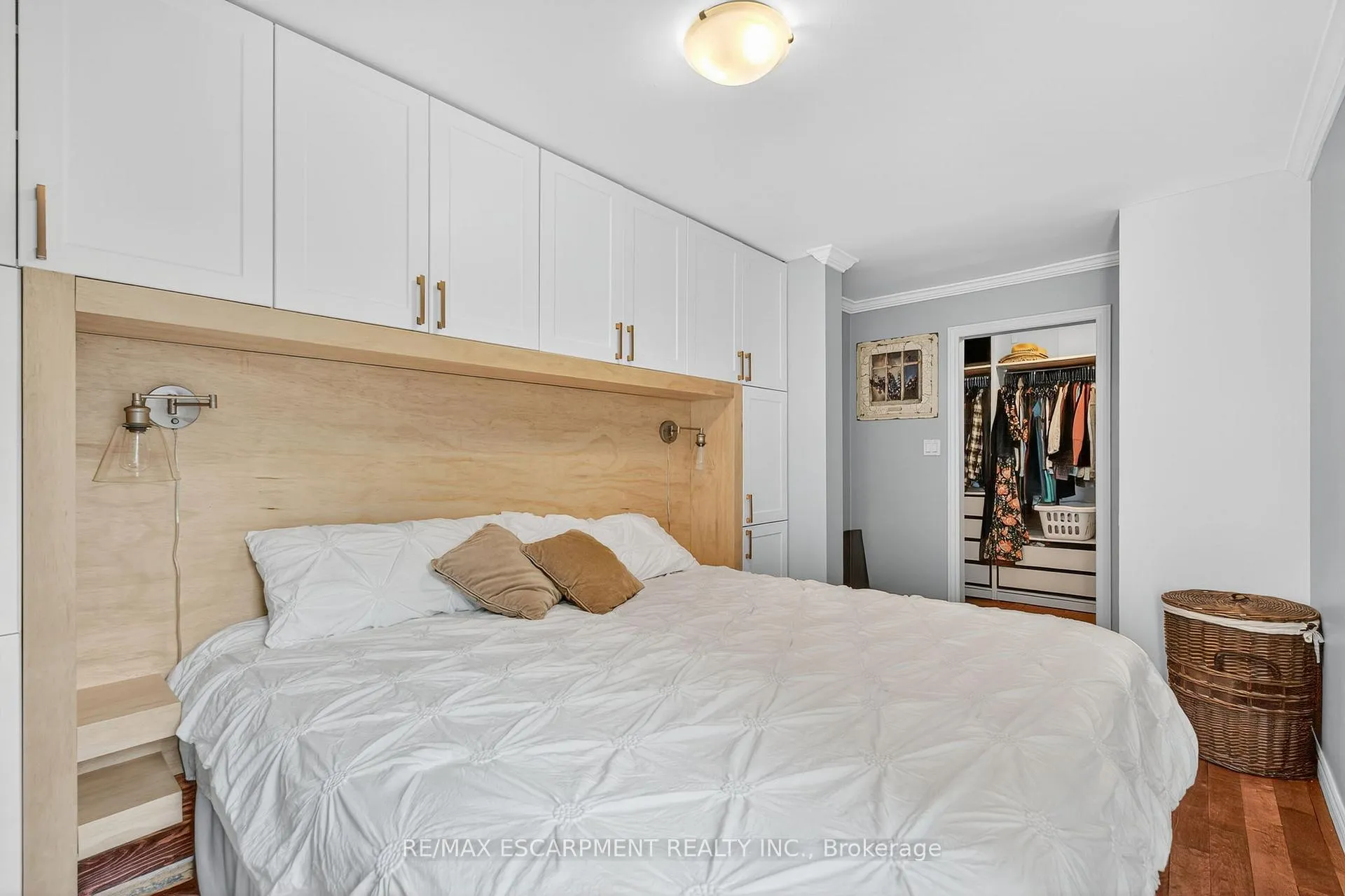 Photo 27 of 94 Mercer Street, Hamilton, Dundas — HOMEH