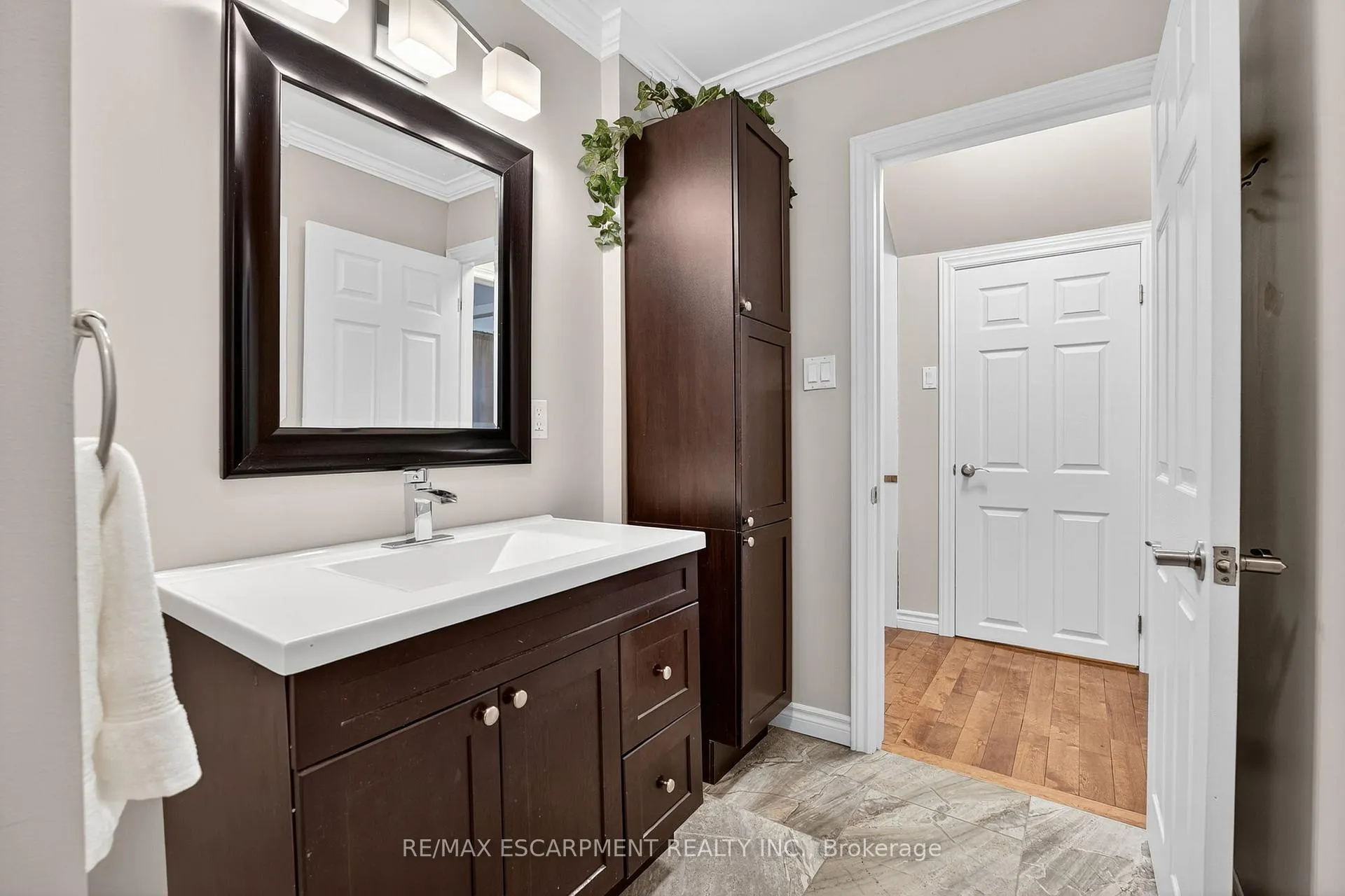 Photo 35 of 94 Mercer Street, Hamilton, Dundas — HOMEH
