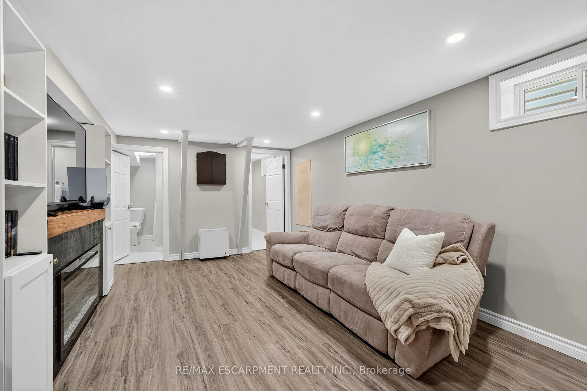 Photo 38 of 94 Mercer Street, Hamilton, Dundas — HOMEH