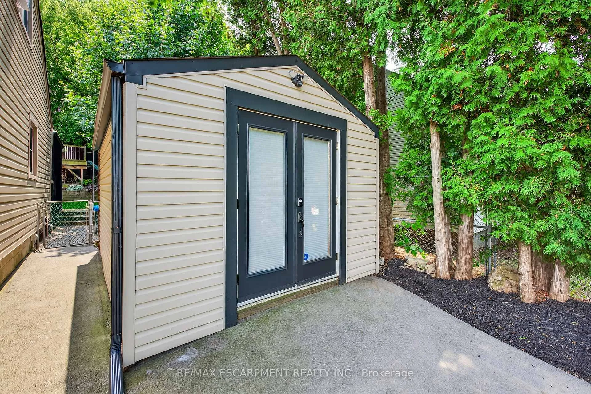 Photo 44 of 94 Mercer Street, Hamilton, Dundas — HOMEH