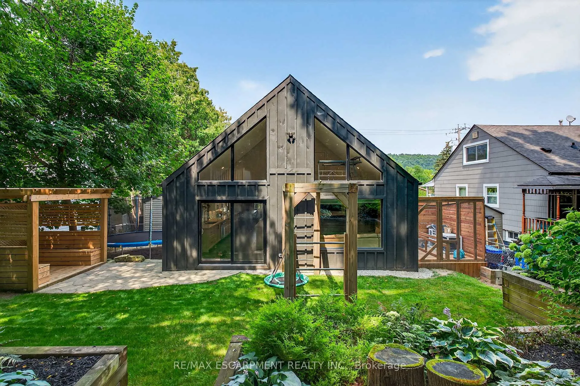 Photo 45 of 94 Mercer Street, Hamilton, Dundas — HOMEH