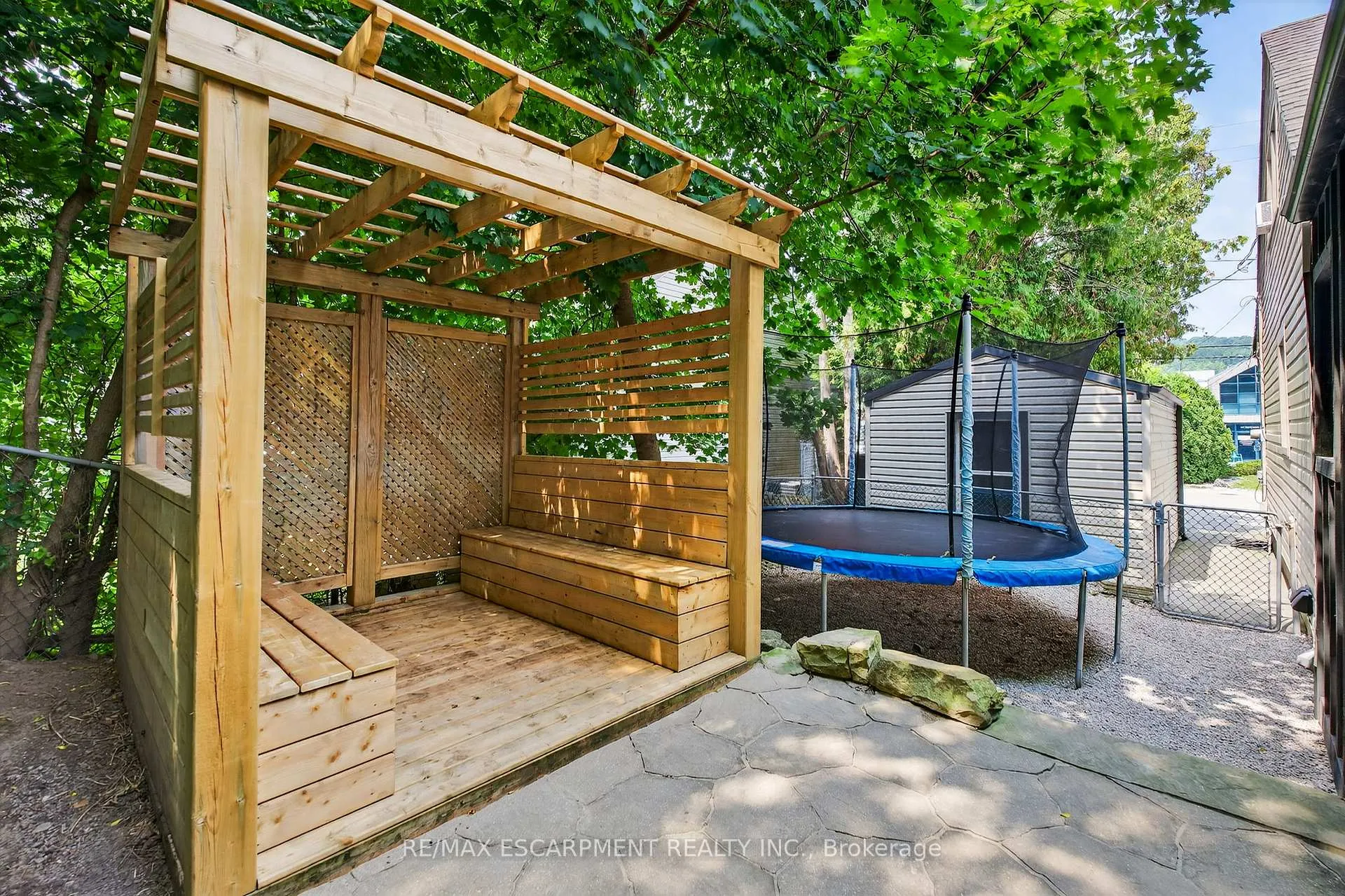 Photo 47 of 94 Mercer Street, Hamilton, Dundas — HOMEH