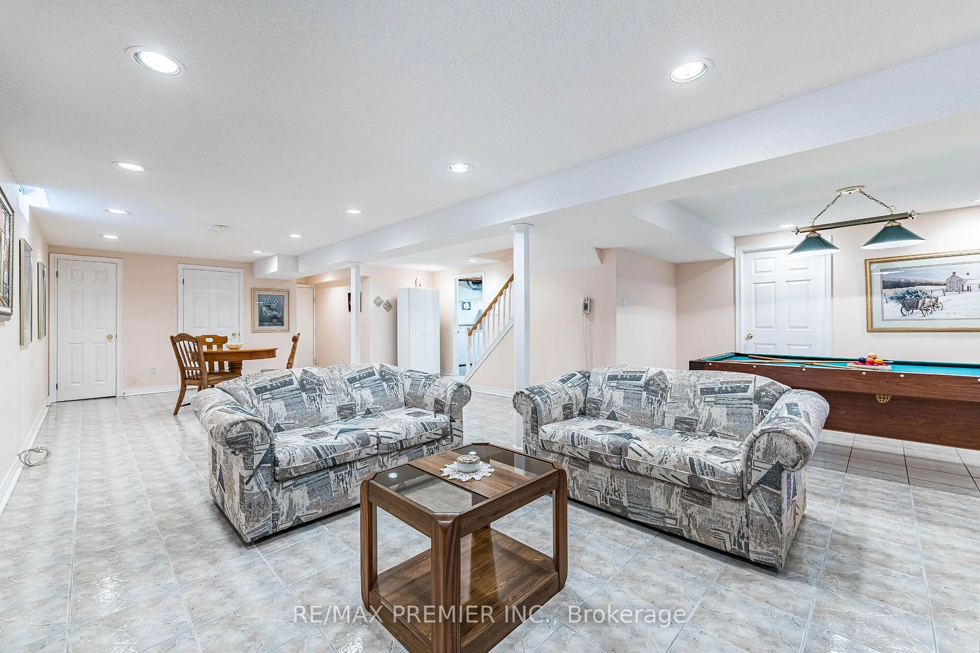 Photo 25 of 18 Mathewson Street, Vaughan, Maple — HOMEH