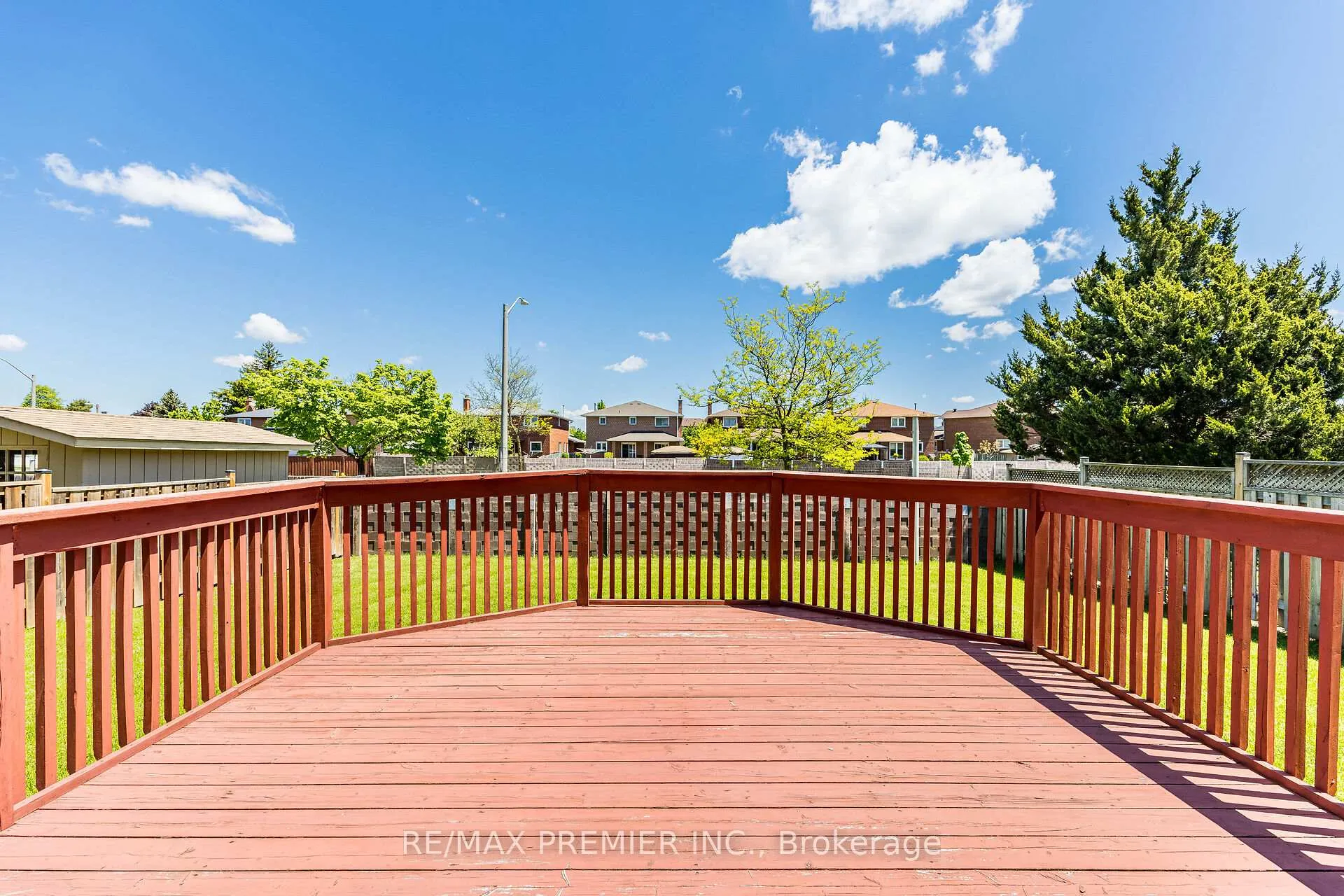 Photo 34 of 18 Mathewson Street, Vaughan, Maple — HOMEH