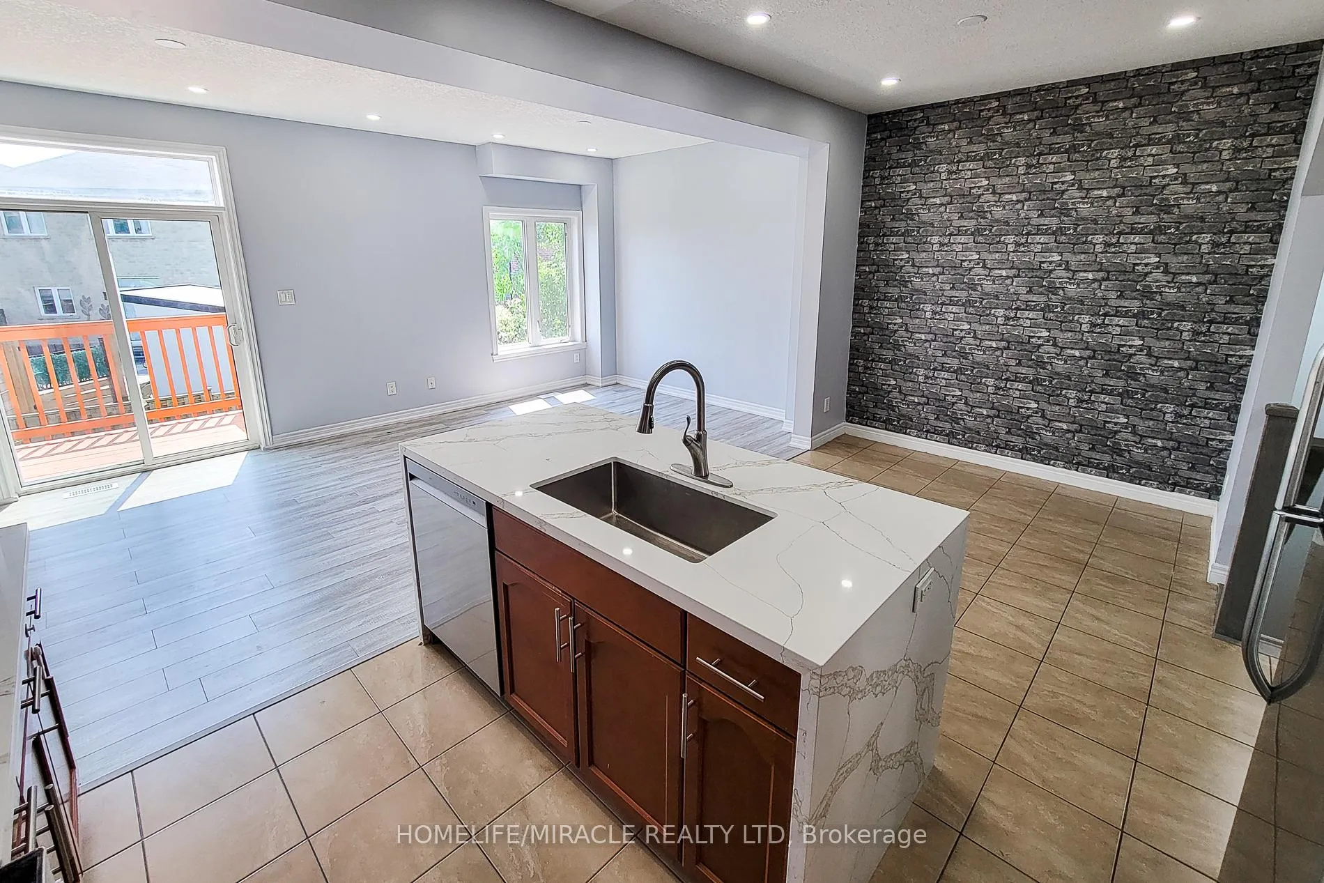 Photo 27 of 77 Highgate Drive, Hamilton, Stoney Creek Mountain — HOMEH
