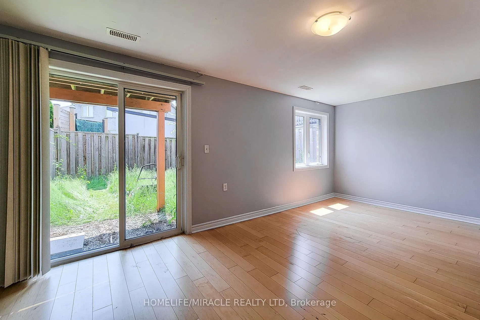 Photo 44 of 77 Highgate Drive, Hamilton, Stoney Creek Mountain — HOMEH