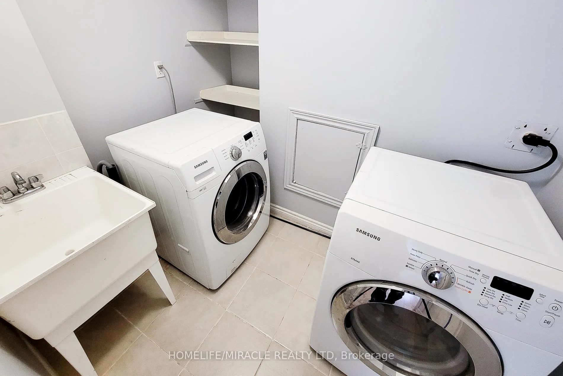 Photo 49 of 77 Highgate Drive, Hamilton, Stoney Creek Mountain — HOMEH