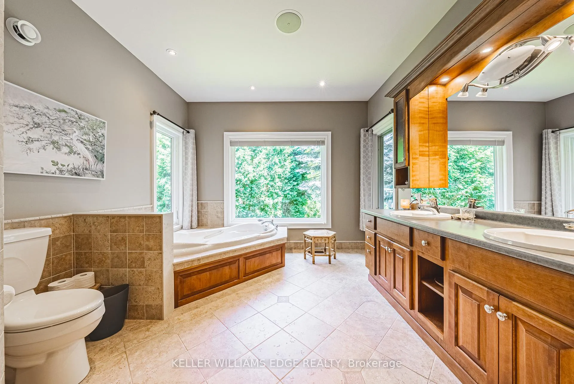 Photo 16 of 1333 Concession 6 Road W, Hamilton, Rural Flamborough — HOMEH